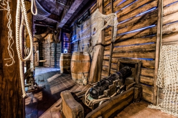 DER VERSUNKENE PIRATENSCHATZ